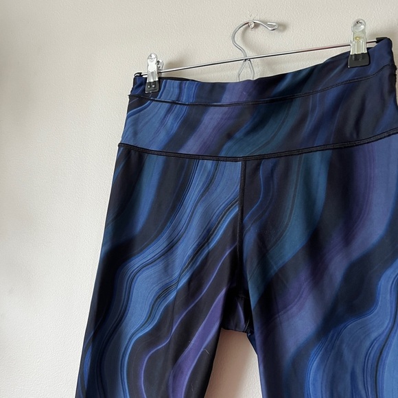 Athleta Accelerate geode crop leggings M - Picture 9 of 12